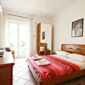 Scalini Di Trastevere Рим