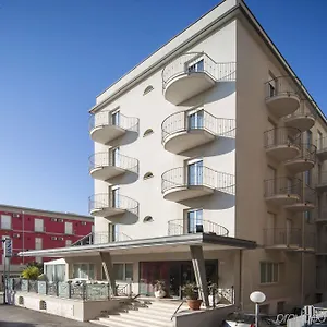 hotel-jana.emilia-romagnahotels.net/