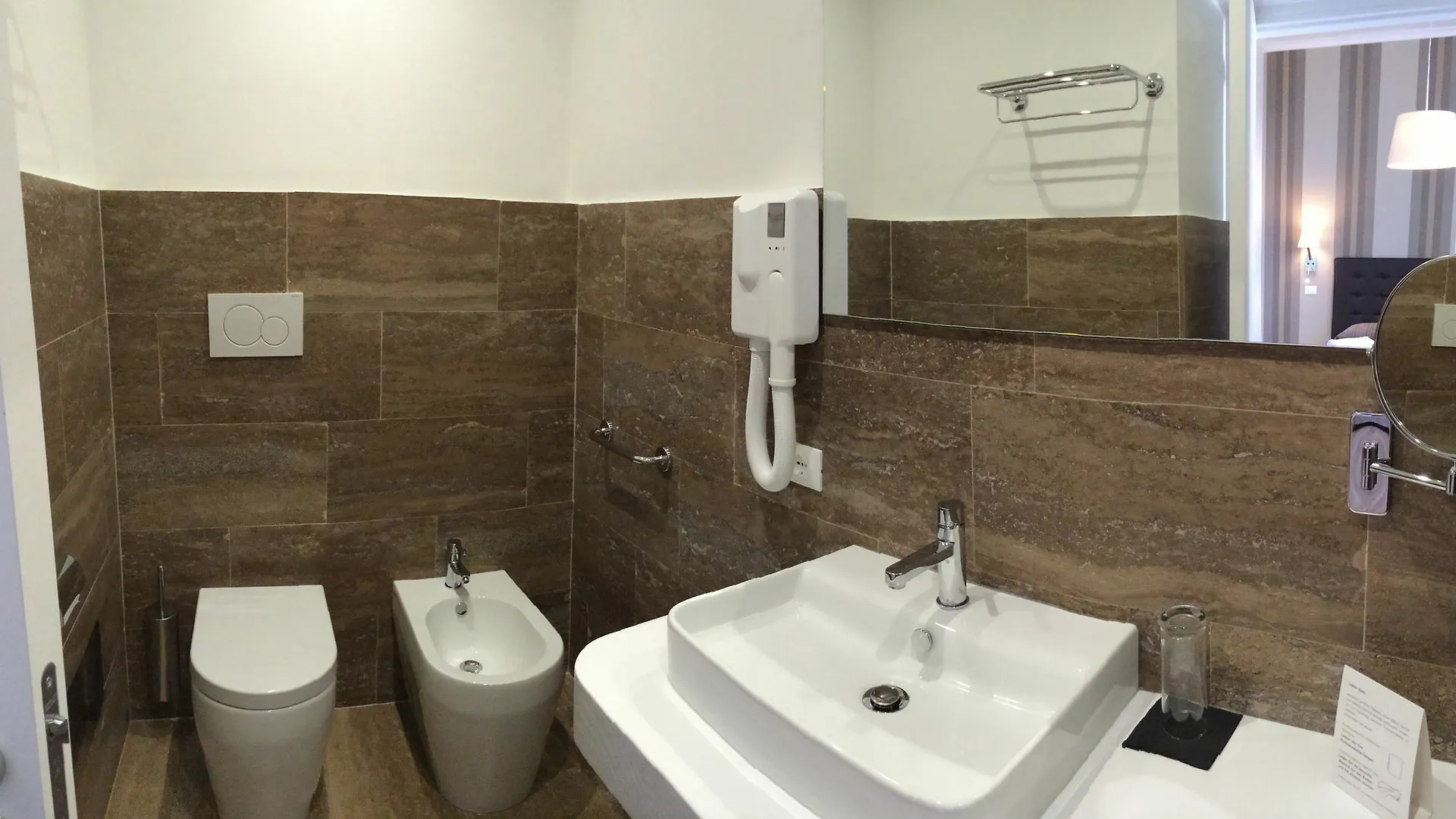 Suite Deal Рим 2*,